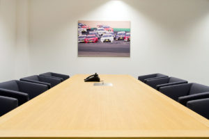 Besprechungstisch und Stühle - Interieur Foto von Dirk Baumbach