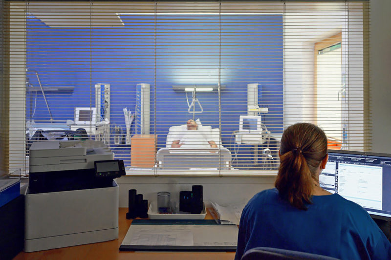 Intensivstation in einem Krankenhaus Fotografie