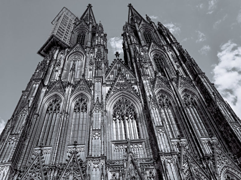 Kölner Dom mit Baugerüst von 2021