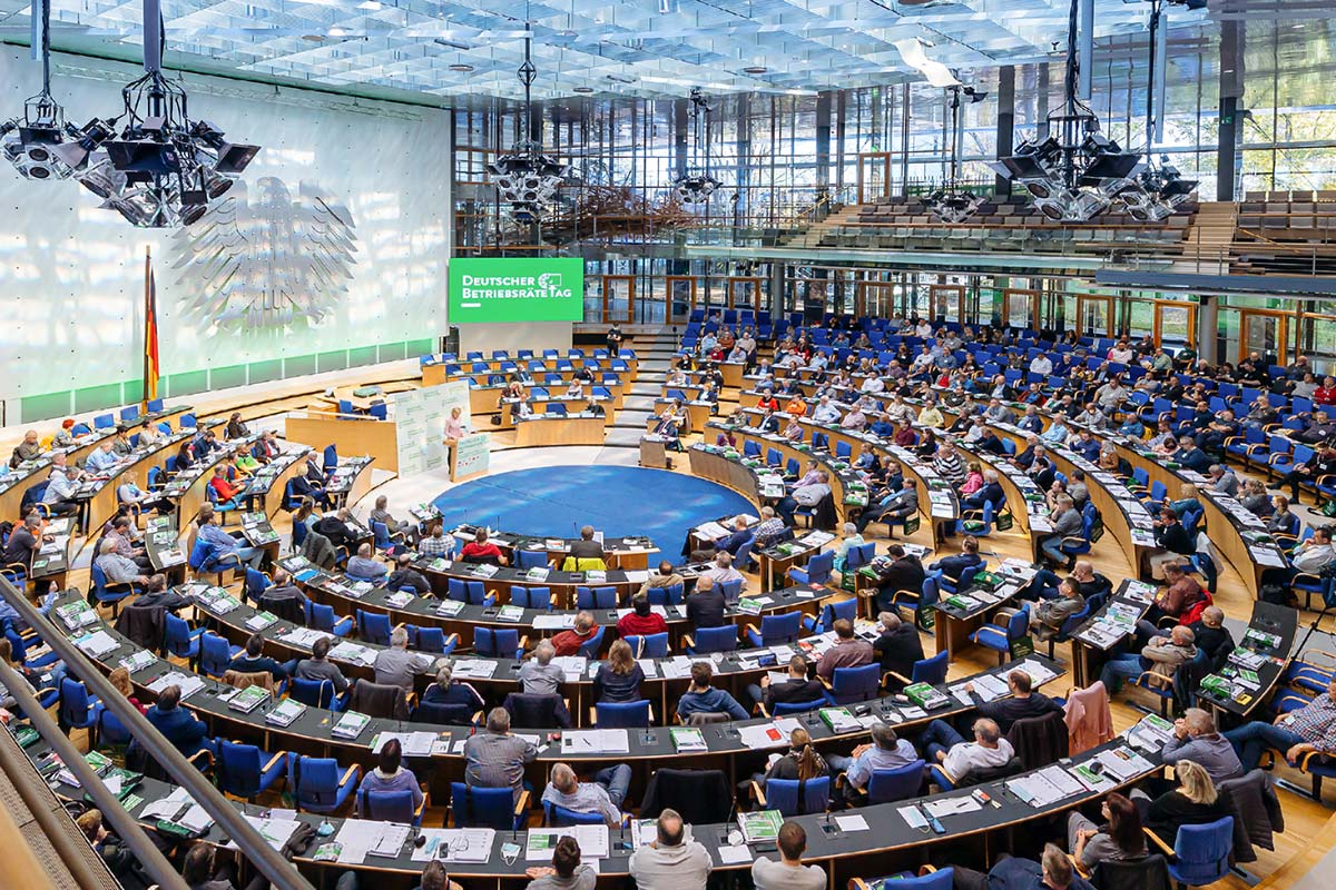Der alte Bundestag. Fotografie des WCCB in Bonn