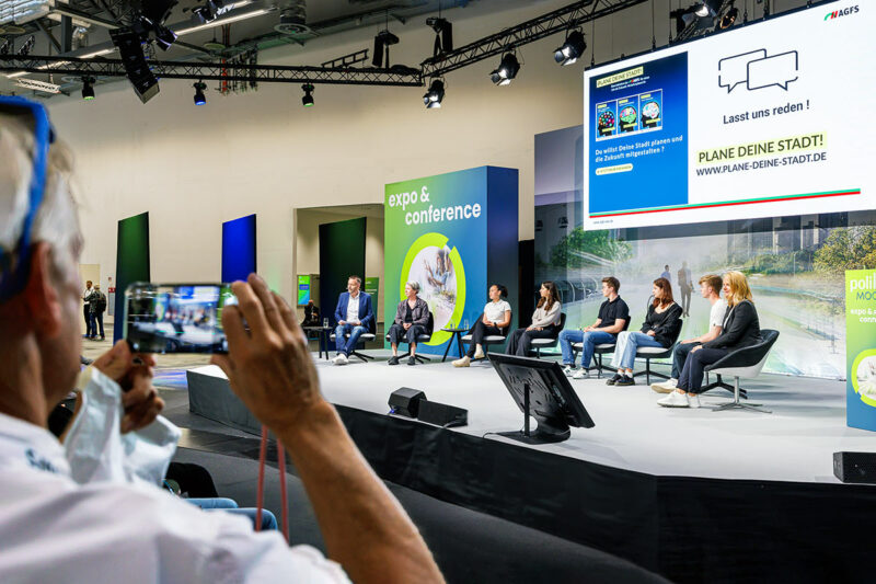 Die AGFS Expo Conference in Köln, 2023. Eventfotografie der Hauptbühne