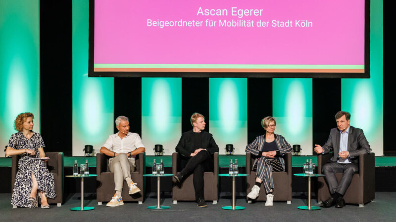 Die Diskussionsrunde mit Gästen aus ganz NRW. Eventfotografie des AGFS in Köln.
