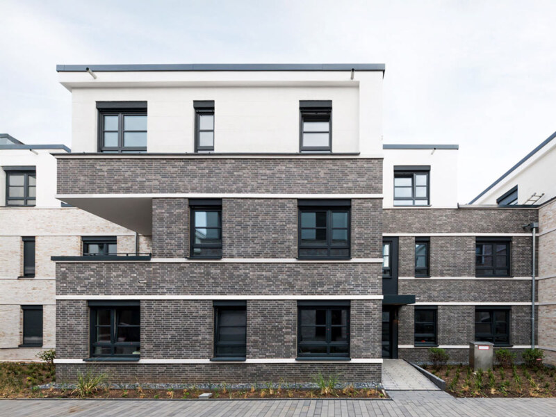 Bauprojekt-Fotografie eines Mehrfamilienhauses. Architekten in Düsseldorf.
