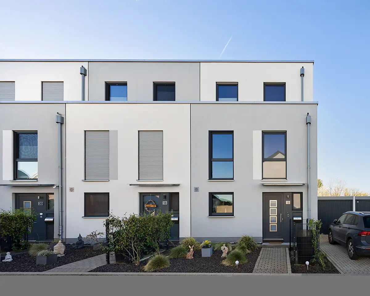 architektur-fotograf-reihenhaus-projekt Reihenhäuser der DORNIEDEN GRUPPE. Ein Foto für die Dokumentation des Bauprojekts. Copyrights: Architekturfotografie Baumbach.