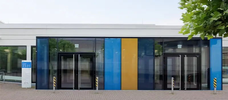 Architekturfoto eines Gebäudes auf dem Campus der HHU in Düsseldorf
