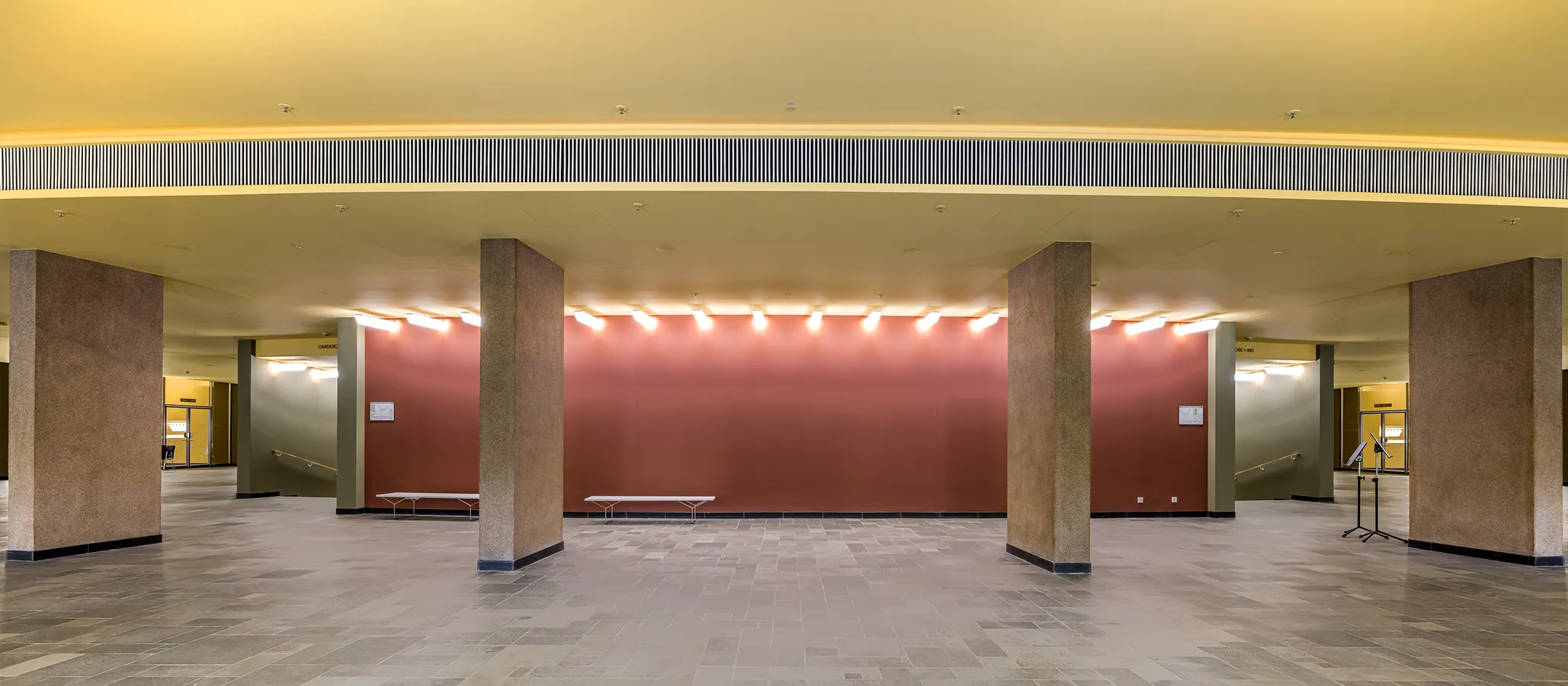 architekturfoto-foyer Ein Architekturfoto des Foyers.