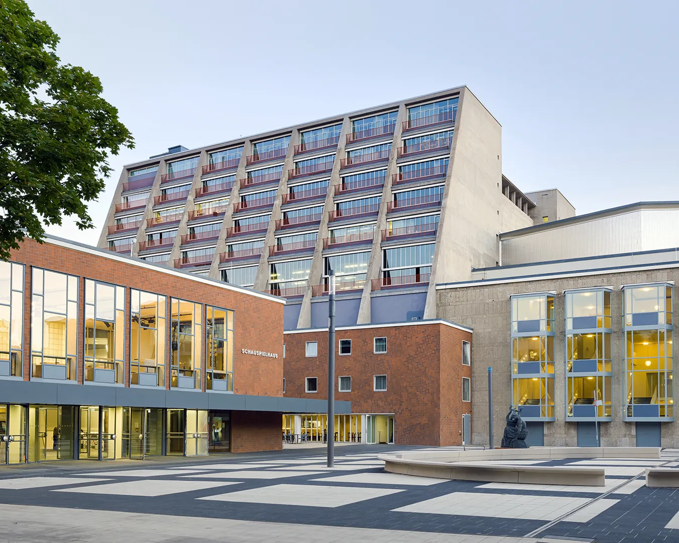 Schauspielhaus und Oper. Architekturfotografie Architekturfoto Oper und Schauspielhaus Köln.